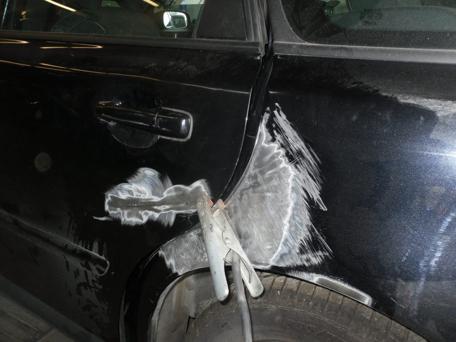 Naprawa blacharska samochodu w warsztacie AUTO SERWIS Kołodziej